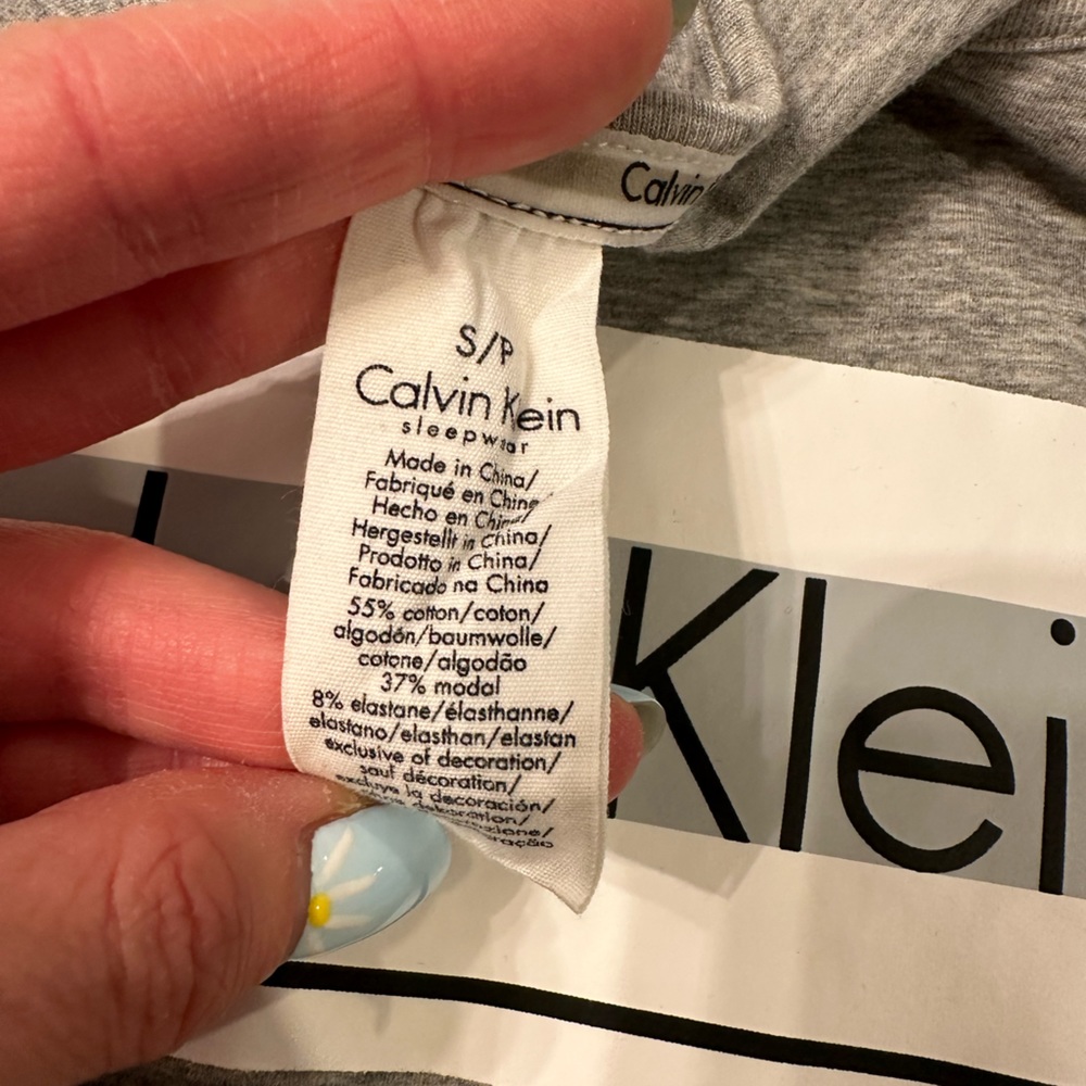Calvin Klein Tanktop - Picture 3 of 4